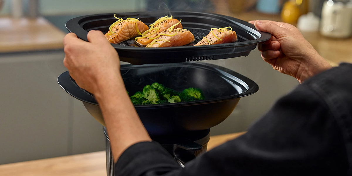 Varoma multi-level steaming: salmon on top, broccoli below, all at once